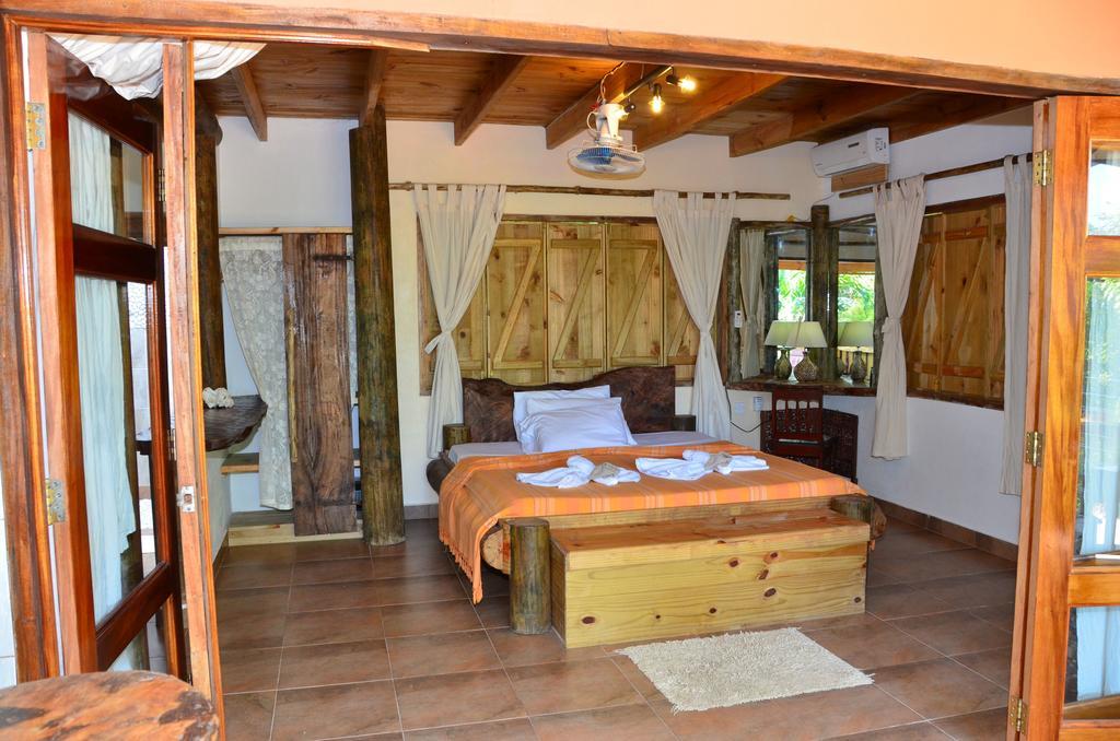ラ・ディーグ島 カズ ラドウサー ハウス Bed & Breakfast エクステリア 写真