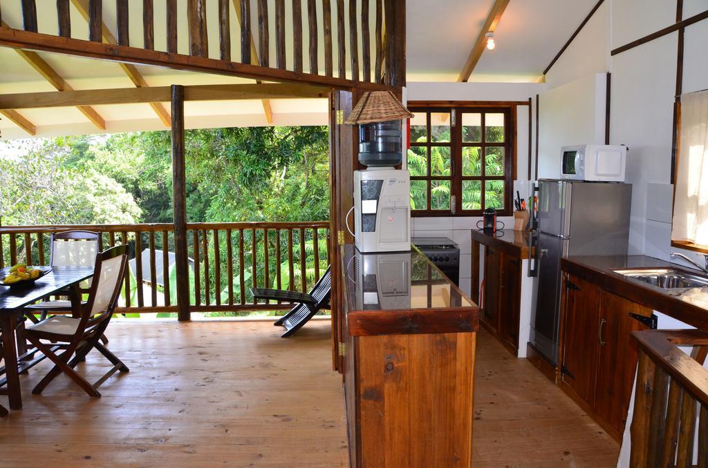 ラ・ディーグ島 カズ ラドウサー ハウス Bed & Breakfast エクステリア 写真