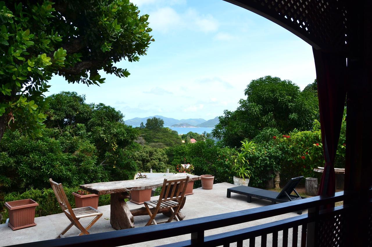 ラ・ディーグ島 カズ ラドウサー ハウス Bed & Breakfast エクステリア 写真