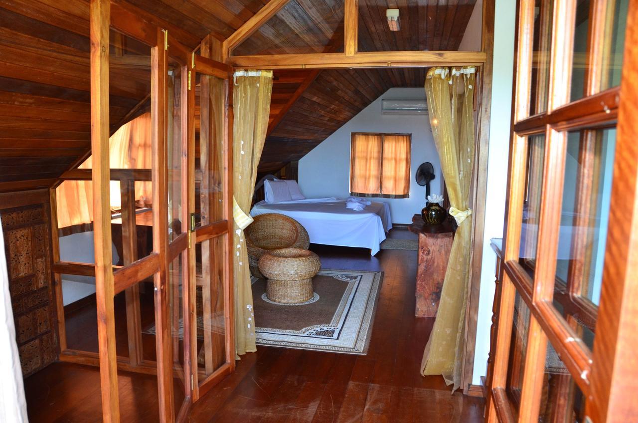 ラ・ディーグ島 カズ ラドウサー ハウス Bed & Breakfast エクステリア 写真